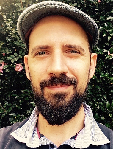 Peter  Carnavas image