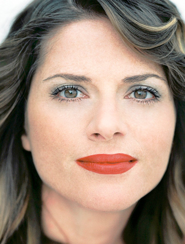 Julia  Zemiro image